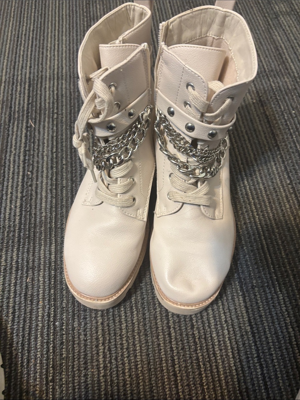 XOXO Cream Chain-Trim Combat Boots